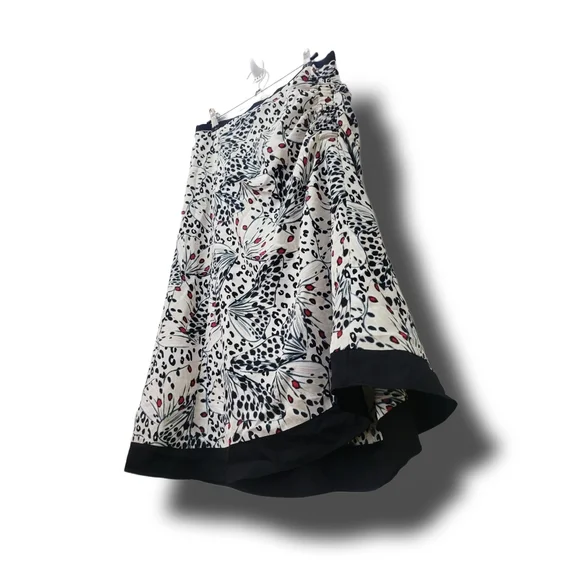 🌿DKNY Women's Size 2 Cream Butterfly Skirt with Side Cinch, Fully Lined - Picture 7 of 12